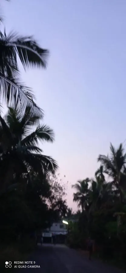 Homestay Shruthi'S Aarohi-Nature'S Retreat Mulappilangad