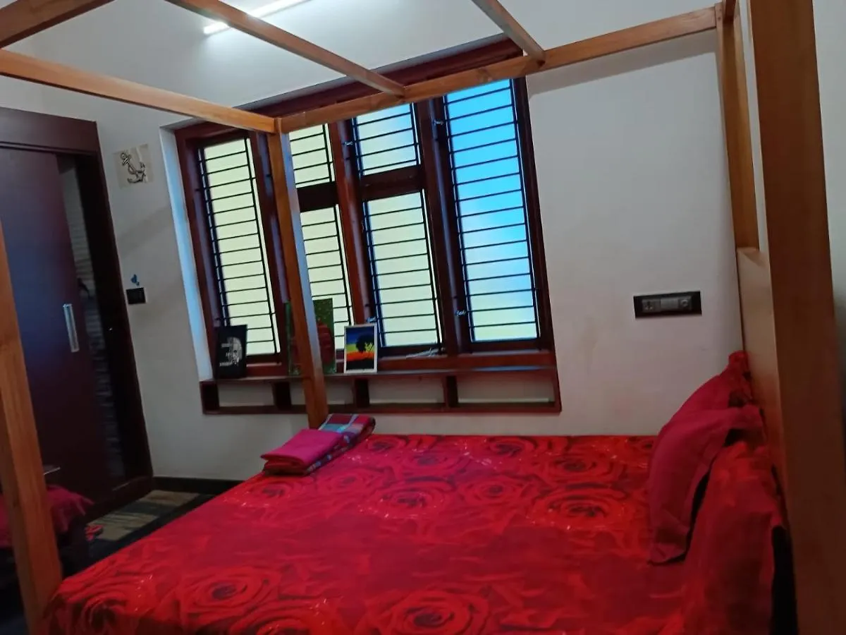 Homestay Shruthi'S Aarohi-Nature'S Retreat Mulappilangad